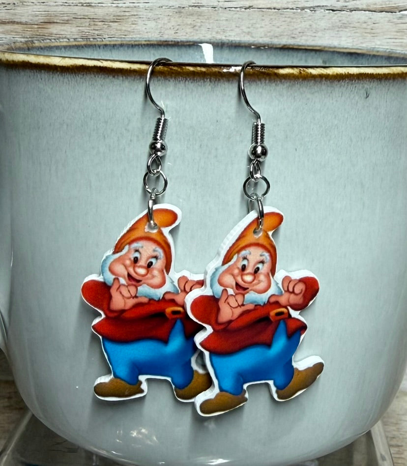 Snow White Inspired Dangle Earrings | Handmade Disney-Inspired Princess Earrings | Fairy Tale Jewelry